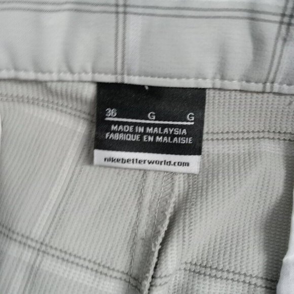 Nike Golf Shorts Mens Size 36 Gray Beige Big Check Pattern Stretch - Picture 6 of 8